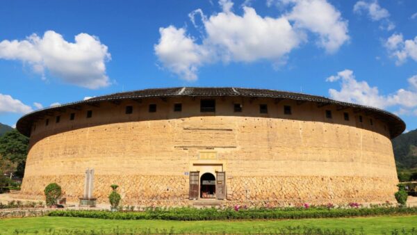 Tulou atrakcją turystyczną