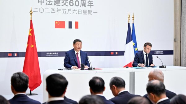 Xi Jinping i Emmanuel Macron spotkali się z dziennikarzami