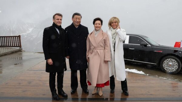 Spotkanie przywódców Chin i Francji w Pirenejach