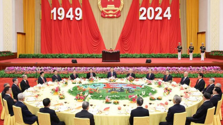 Pekin: Przyjęcie z okazji 75. rocznicy powstania ChRL