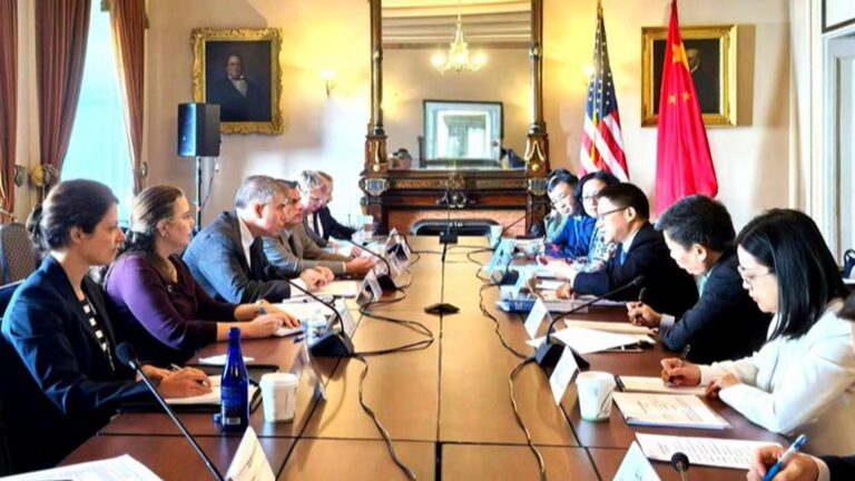 Chiny i USA rozmawiają o polityce makroekonomicznej