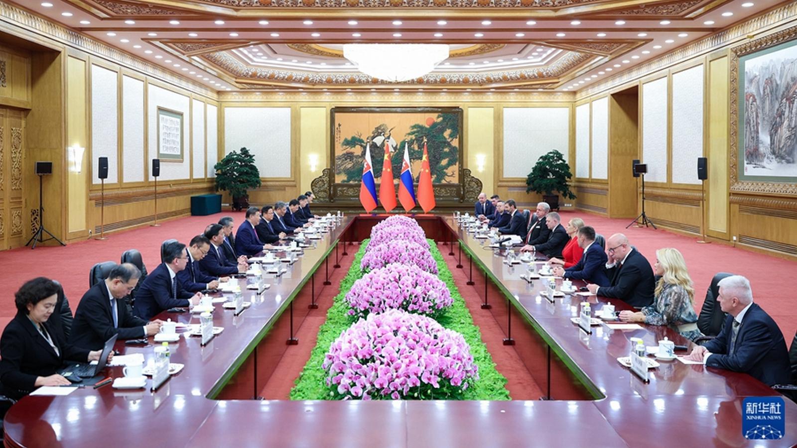 Spotkanie Xi Jinpinga z premierem Słowacji