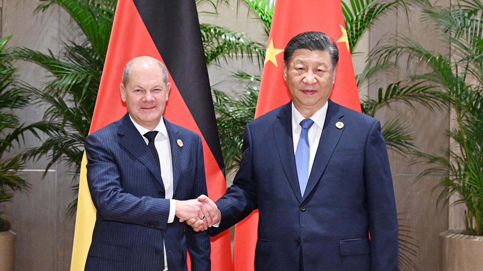 Spotkanie Xi Jinpinga z Olafem Scholzem na szczycie G20 w Rio de Janeiro