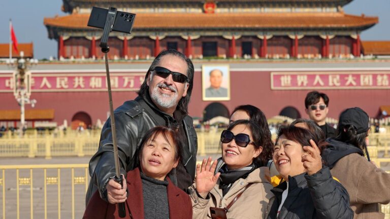 Chiny rozszerzają politykę bezwizową dla obywateli kolejnych krajów