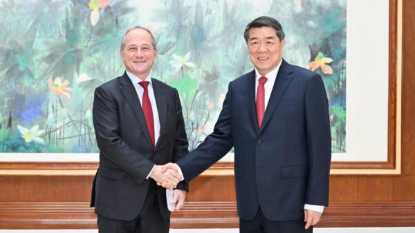 Chiny zachęcają europejskie firmy do inwestowania i rozwoju w Chinach