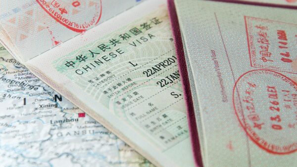 Chiny wprowadzają zmiany w polityce zwolnienia z wiz tranzytowych