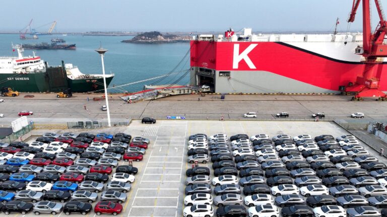 Chiny dostosują stawki taryf importowych, aby zwiększyć popyt krajowy