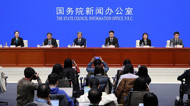 Bank Centralny Chin: RMB stało się czwartą walutą płatniczą na świecie