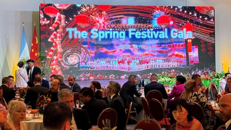 Film promocyjny Gali święta Wiosny CMG 2025 został zaprezentowany w Ambasadzie Chin w Argentynie