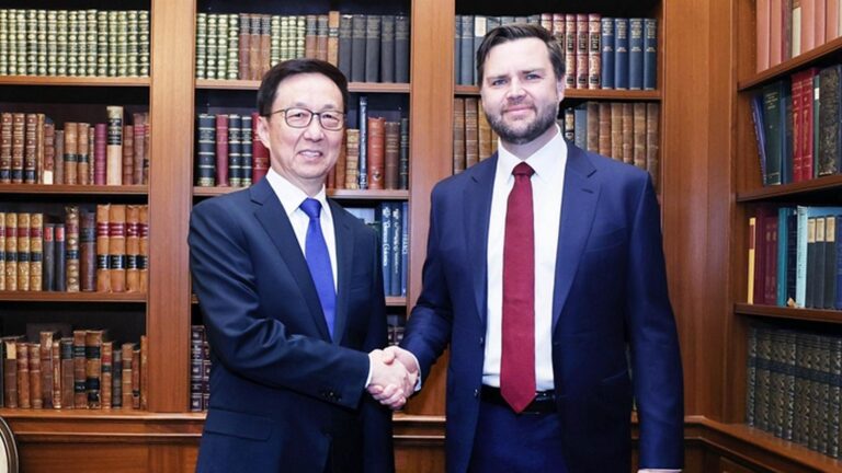 Han Zheng wziął udział w ceremonii zaprzysiężenia prezydenta USA