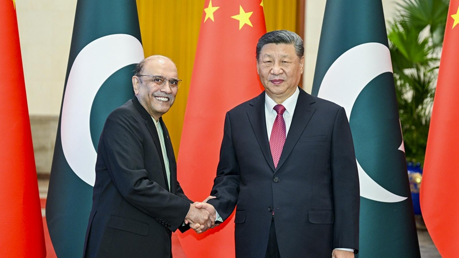Rozmowy przewodniczącego Xi Jinpinga z prezydentem Pakistanu