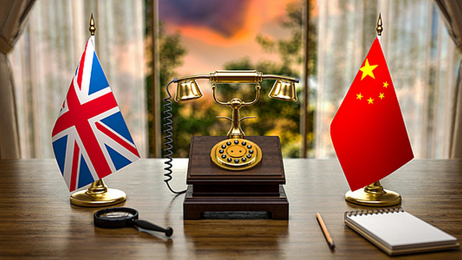 Premier Wielkiej Brytanii spotkał się z szefem chińskiej dyplomacji