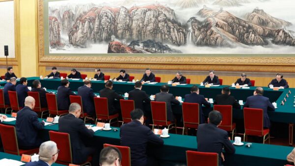 Xi Jinping wygłosił przemówienie na sympozjum nt. prywatnego biznesu