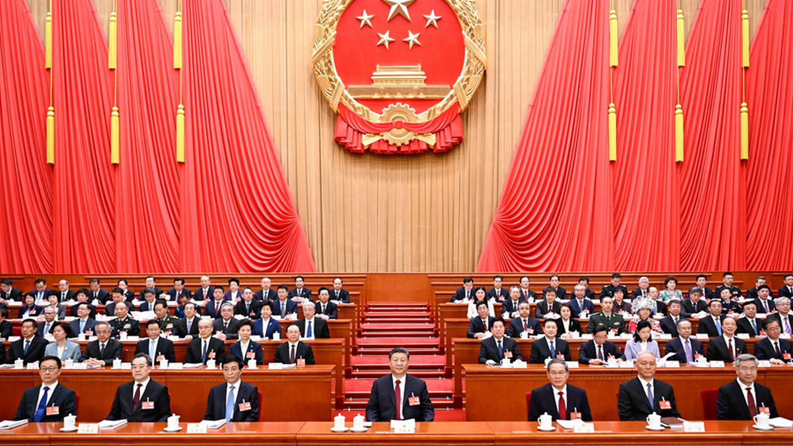 Trzecia sesja Ogólnochińskiego Zgromadzenia Przedstawicieli Ludowych XIV kadencji rozpoczęta w Pekinie