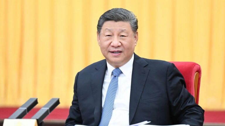 Xi Jinping odwiedził delegatów OKLKRP XIV kadencji