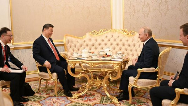 Xi Jinping wzywa do utrzymania strategicznej determinacji i koordynacji między Chinami i Rosją