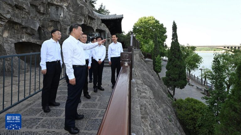 Xi Jinping w prowincji Henan podkreślił znaczenie wysokiej jakości rozwoju i efektywnego zarządzania