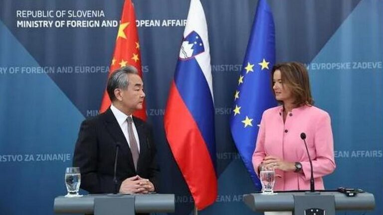 Spotkanie Wang Yi z wicepremier i minister spraw zagranicznych Słowenii