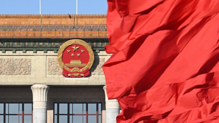 Xi Jinping przewodniczył posiedzeniu Biura Politycznego Komitetu Centralnego KPCh